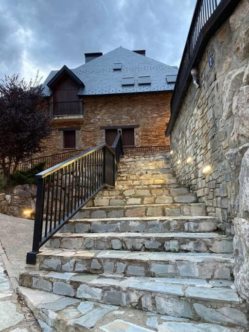 Elegante Apartamento En Escarrilla Con Vistas Al Valle 外观 照片